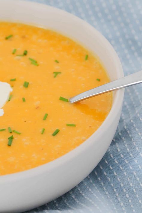 Thermomix Pumpkin Soup, Thermomix Healthy, Thermomix Soup, Bellini Recipe, Thermomix Baking, Pumpkin Soup Recipe, Healthy Comfort, Winter Comfort Food, Winter Comfort