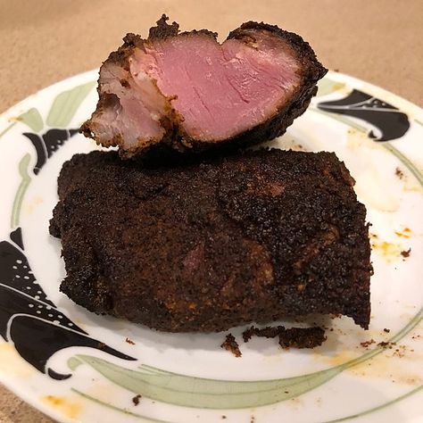 Wet Cured Tasso (Cajun seasoned "ham") - Pitmaster Club Tasso Ham, Kettle Grills, Spice Rub, How To Make Sausage, Creole Recipes, Ham Recipes, Cajun Recipes, Smoked Food Recipes, Cured Meats