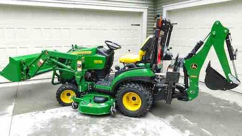 John Deere Attachments, John Deere Tractors Pictures, John Deere Riding Mowers, John Deere Garden Tractors, Diy Projects Garage, Diesel Pickup Trucks, Atv Implements, Tractor Coloring Pages, Yard Tractors