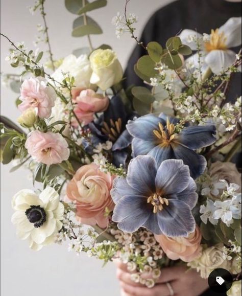 Dusty Blue Flowers, Antique Bouquet, Boquette Flowers, Bouquet Of Flowers, Wedding Mood, Arte Floral, Flower Farm, Flower Bouquet Wedding, Love Flowers