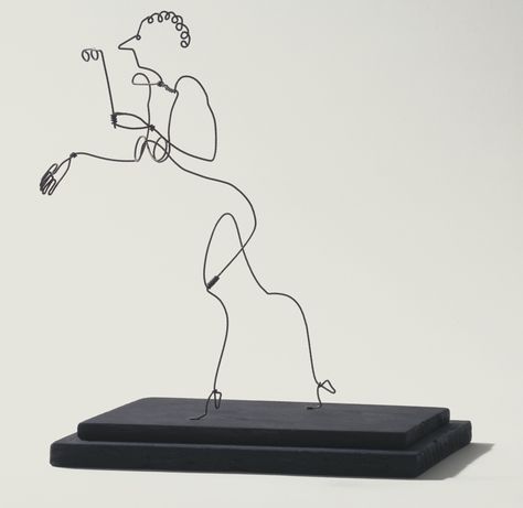 Metal Wire Sculpture, Sculptures Sur Fil, Dancer Drawing, Bunny Statue, Wire Sculptures, Dancing Figures, Dremel Wood Carving, Public Sculpture, Alexander Calder