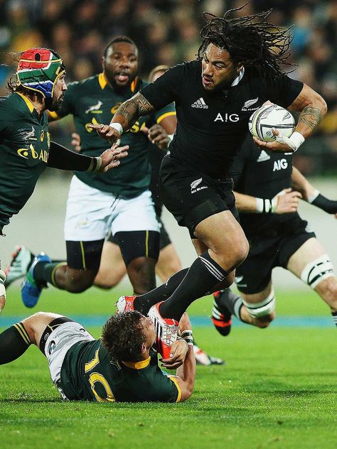 Ma Nonu Rugby, Ma'a Nonu Rugby, Handre Pollard, Rugby Drills, Nz All Blacks, Rugby Tackle, Springbok Rugby, Rugby Design, All Blacks Rugby