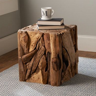 Coffee / Side Tables Coastal Lighting & Nautical Décor - Shades of Light Wood Table Rustic, Natural Wood Table, Rustic Wood Furniture, Concrete Table, Log Furniture, Shades Of Light, Beginner Woodworking Projects, Side Table Wood, Easy Woodworking Projects