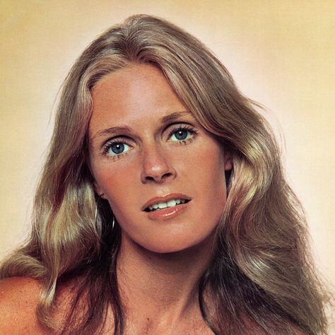 Kim Carnes | Debuted in 1967 | Her 1980 duet with Kenny Rogers has been described as her Big Break | Her single Bette Davis Eyes became the biggest U.S. hit of the year in 1981, and won her a Grammy Award for Record of the Year Kim Carnes, Taylor Dayne, Isabel Lucas, Bette Davis Eyes, Jennifer Hawkins, Belinda Carlisle, Nina Hagen, Kim Wilde, Pat Benatar