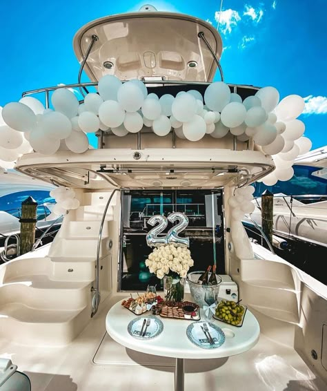 Yacht Birthday Party Decor, 30th Yacht Party, Private Yacht Party, Boating Theme Party, 40th Birthday Yacht Party, Yacht Birthday Party Aesthetic, Yatch Decor Birthday, Birthday Boat Decorations, Boat Dinner Party