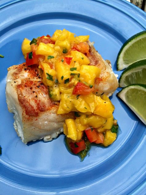 Cod Dinner, Cod Recipes Healthy, Refreshing Dinner, Grilled Cod, Cod Fish Recipes, Mango Salsa Recipes, Baked Cod, Cod Recipes, Mango Recipes