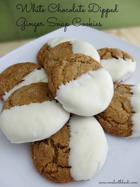 Easy Gingerbread Cookies, Dessert Cookies, White Chocolate Chip, Bakery Ideas, Ginger Snap Cookies, Gingerbread Recipe, Ginger Snap, Cookie Press, Delicious Cookies