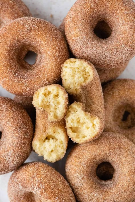 Baked Cinnamon Donut Recipes, Dairy Free Donuts Baked, Vanilla Cake Donut Recipe, Baked Cinnamon Sugar Donuts Recipe, Maple Doughnut Recipe, Cinnamon Sugar Twist Donut, Baked Cinnamon Sugar Donut Recipes, Cinnamon Sugar Donut Sweet Bread, Best Baked Donut Recipe