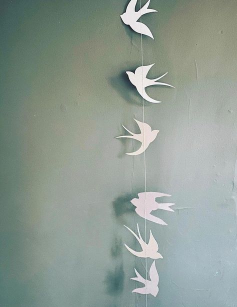 Streamer Garland, Vertical Garland, Bird Garland, Gender Neutral Baby Room, Spring Wall Decor, Miss You Gifts, Swallow Bird, Romantic Wedding Decor, Paper Birds