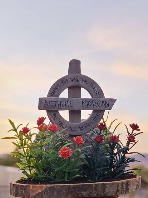 Rdr2 Arthur Morgan grave by @blacklillybee Arthur Morgan Grave, Rdr2 Arthur Morgan, Red Dead Redemption Ii, Red Redemption 2, Arthur Morgan, Red Dead, Red Dead Redemption, Home Ideas, Red