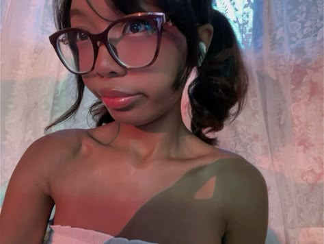 soft girl, coquette, makeup, clean girl, black girl, blush, peach girl, pink lips, dollette, doll core, princess core, soft feminine, clean girl makeup, vanilla girl makeup, douyin makeup, makeup inspo, inspo, insta inspo, dark feminine, light feminine,fit inspo, finspo, princessscore, dolly girl, ballet, angelic Everyday Douyin Makeup, Doll Face Beauty, Dolly Makeup Aesthetic, Janiyah Core, Dolly Makeup Tutorial, Princess Peach Lips, Cute Blush Makeup, Doll Makeup Pretty, Doll Makeup Aesthetic