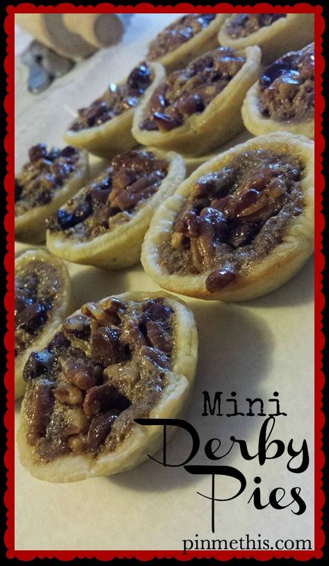 Keto Kentucky Derby Pie, Mini Derby Pie Recipe, Mini Derby Pie, Derby Desserts Kentucky, Derby Day Desserts, Easy Kentucky Derby Food, Kentucky Derby Desserts Easy, Derby Dessert Ideas, Derby Day Recipes