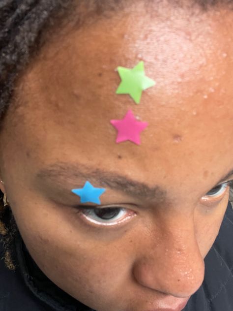 Star Patches On Face, Star Face Pimple Patches Aesthetic, Star Pimple Patches Aesthetic, Starface Pimple Patches Aesthetic, Star Face Pimple Patches, Pimple Patches Aesthetic, Patches Aesthetic, Body Studies, Star Face