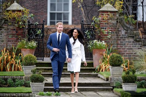 See Prince Harry and Meghan Markle's Official Engagement Photos — and Her Gorgeous Ring! Nottingham Cottage, Meghan Markle News, Prince Harry Et Meghan, Windsor Homes, Prinz Charles, Prins Harry, Markle Prince Harry, Meghan Markle Prince Harry, Prinz Harry