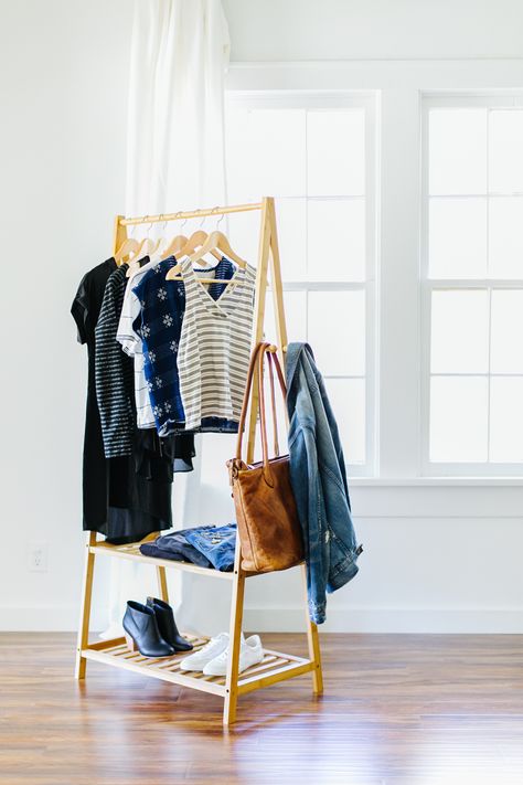 nashville: a weekend of outfits a packing list Packing For Nashville, Nashville Packing List, Packing List Spring, Nashville Outfits Spring, Travel Outfit Spring, Packing Wardrobe, College Outfits Spring, Weekend Packing, Wardrobe Planner