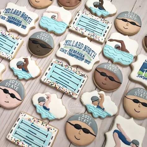 Swim Team Cookies Decorated, Swim Team Party Food, Swim Team Cookies, Swimming Pool Cookies, Swim Cookies, Swim Team Decorations, Swimming Cake, Sports Cookies, Swimmers Life