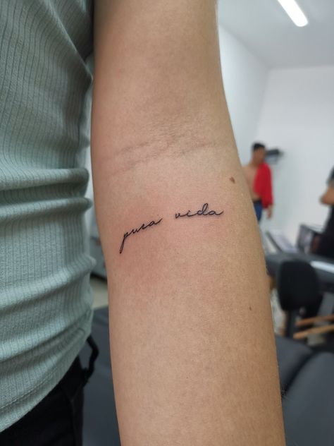 Pita Vida Tattoo, Spanish Script Tattoo, Pura Vida Tattoo Fonts, Pura Vida Tattoo Ideas, Small Spanish Tattoos, Tattoo Sanskrit, Tattoos Egyptian, Tattoos Faith, Handwriting Tattoo