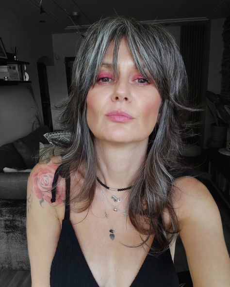 This layered haircut takes my silvers to another level 🤍! I'm totally agree with my beautiful #silversister @joining_the_greyvolution … | Instagram Salt And Pepper Shag Haircut, 2023 Bangs, Pepper Hair, Long Shag Haircut, Long Shag, Salt And Pepper Hair, Going Grey, Layers And Bangs, Layered Haircut