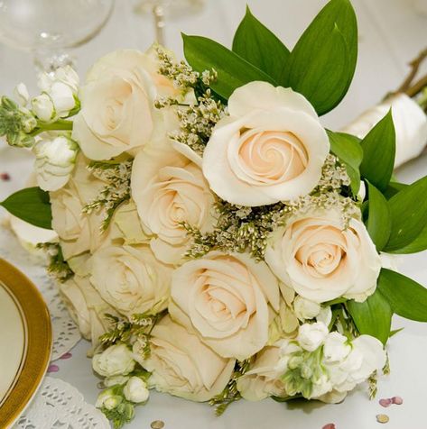 Wedding corsages for mothers