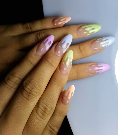 Cute Drip Nails, Dripping Paint Nails, Ice Cream Drip Nails, Paint Drip Nail Design, Popsicle Nail Art, Rainbow Drip Nails, Ice Cream Nails Designs, Drip Nail Design, Paint Drip Nails