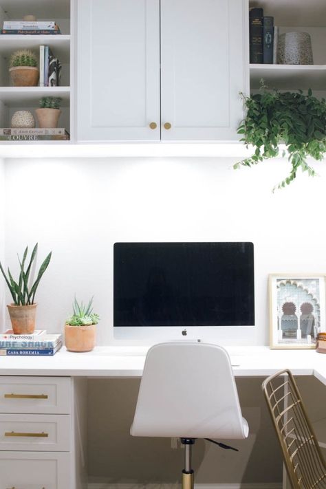 The Only Way to Maximize Your Small Office Space is Up Desk With Cabinets, Home Office With Built Ins, Home Office Cabinet, Small Office Space, Office Space Decor, Cabinets To Go, Home Office Shelves, Home Office Cabinets, Cool Office Space