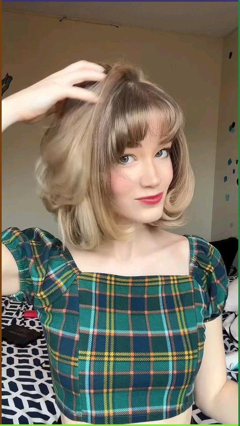 Romantic Hairstyles Short Hair, Mermaid Hair Short Hairstyles, French Short Hairstyles, Short Pretty Hairstyles, Short Haircut Tutorial Step By Step, Retro Hairstyles For Short Hair, Short Professional Hairstyles, Retro Short Hairstyles, Fall Short Hairstyles