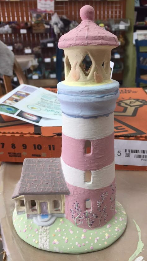 Slap Pottery Ideas, Lighthouse Ceramic, Summer Ceramic Ideas, Clay Lighthouse, Lighthouse Craft, Ceramic Lighthouse, Clay Lanterns Ideas, Ceramics Ideas Pottery Sculpting, Ceramics Pottery Bowls