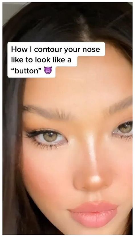 contour button nose #button #nose #tutorial #buttonnosetutorial Small Face Makeup Tutorial, Nose Contour Small Nose, Small Face Contouring, Nose Contouring For Small Nose, Cute Nose Contouring, Nose Make Up Tutorial, Different Nose Contour, Tiktok Nose Contour, Makeup Tips Tiktok