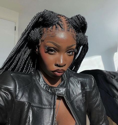 Creative Box Braids Hairstyles, Unique Hairstyles Black Women, Creative Hairstyles For Black Women, Afrocentric Hairstyles, Hair Expo, Big Box Braids Hairstyles, Long Face Hairstyles, Protective Hairstyles Braids, Braids For Black Women