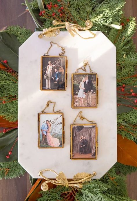 AshleyBrookeDesigns.com Our Christmas Card Ornament Tradition Diy Frame Ornaments, Diy Picture Frame Ornaments, Diy Picture Ornaments, Christmas Ornament Homemade, Ornament Tradition, Display Christmas Cards, Diy Photo Ornaments, Picture Frame Ornament, Picture Frame Christmas Ornaments