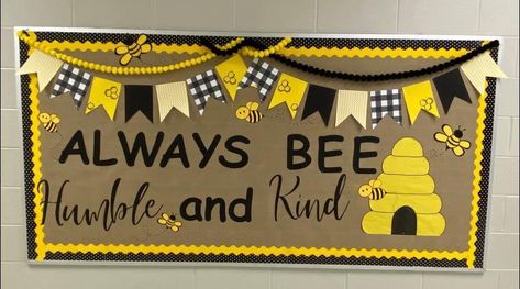 Ways To Bee Amazing Bulletin Board, Honeybee Bulletin Board, Bee Library Bulletin Board, Bee Healthy Bulletin Board, Bee Classroom Decorations Ideas, Bee Display Classroom, Bumble Bee Classroom Door, Yellow Bulletin Board Ideas, Library Bee Theme