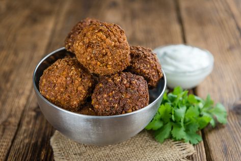 An online magazine for today's home cook, reporting from the front lines of dinner. Falafel Recipe Easy, How To Make Falafel, Vegetarian Meals For Kids, Falafel Recipe, Falafels, Food Tasting, Delicious Vegetarian, Food Processor, Instant Pot Recipes