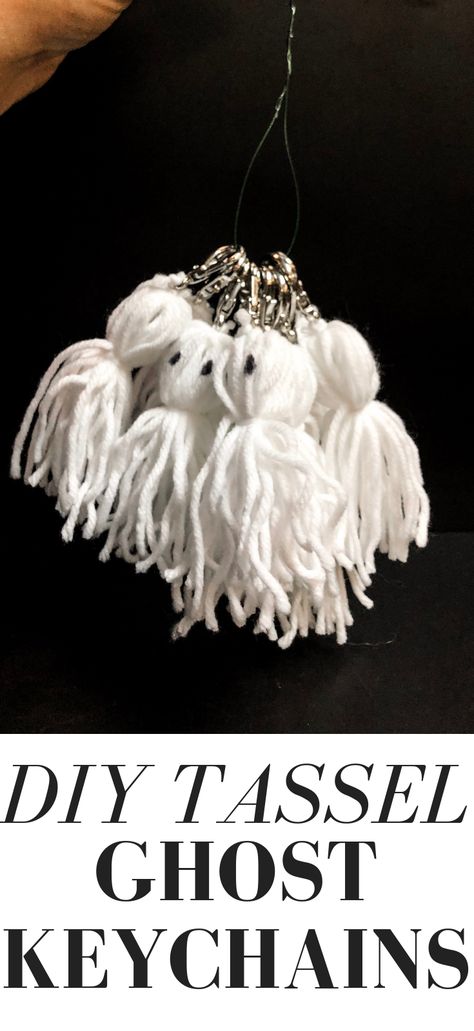 How to make tassel ghost keychains Diy Halloween Keychain, Tassel Ghost, How To Make Ghosts, Halloween Yarn, Tassels Tutorials, Halloween Class Party, Ghost Diy, How To Make Tassels, Kids Themed Birthday Parties