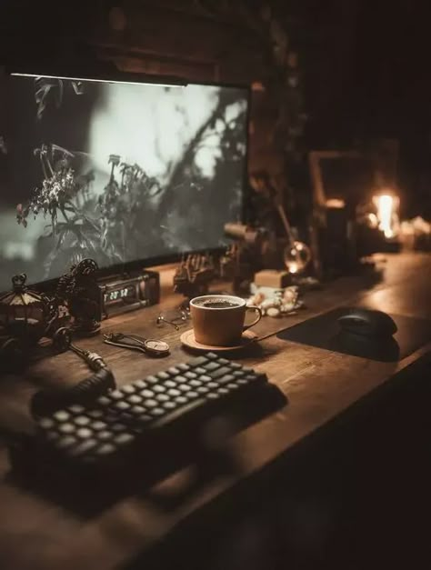 Enchant Your Workspace: Discover the Magic of Goblin Core Desks - Trendy Decor Modern Dark Academia Decor, Vintage Pc Setup, Dark Academia Gaming Setup, Vintage Desk Setup, Aesthetic Pc Setup, Cozy Study Space, Cozy Gaming Room, Dark Academia Desk, Fantasy Desk