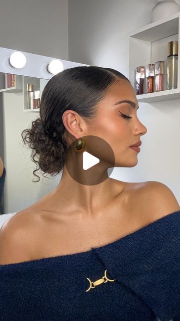 Olivia 🧡 Curls, Beauty, Fashion on Instagram: "This low curly bun is perfect for any formal event ✨👌🏽 Products used: As I Am Rosemary Spray Water Bread Hair Gel  Cantu Avocado Hydrating Gel #curls #curlyhair #hairstyle #curlyinspo #bun #updo #tutorial" Curled Hair Bun Updo, Formal Buns For Curly Hair, Gel Back Bun, Pinned Back Curly Hair, High Bun Hairstyles Curly Hair, Cute Updo Curly Hair, 3b Updo Hairstyles, Curly Bun Hairstyles Wedding, Low Bun Hoco Hairstyles