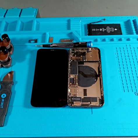 Today on the bench: an iPhone 12 Pro getting a fresh new battery! 🔋✨ #iPhone12Pro #BatteryReplacement #TechRepair #FreshPower #apple #iphone #ios #phone #repair #broken #battery #fix #phonerepair If you need a repair book now: https://38-3d.shop/pages/electronics-repair Iphone Screen Repair, Apple Shop, Iphone Repair, Ios Phone, Screen Repair, Iphone Screen, Repair Shop, Phone Repair, Iphone 12 Pro