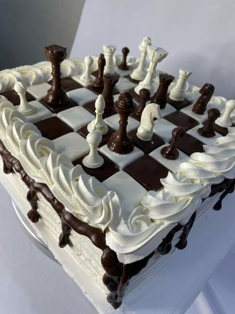 Tennis Cakes, Chess Board Cake, Chess Party, Tennis Cake, Chess Cake, Cake Design For Men, Mums Wedding, Chess Club, Special Cakes