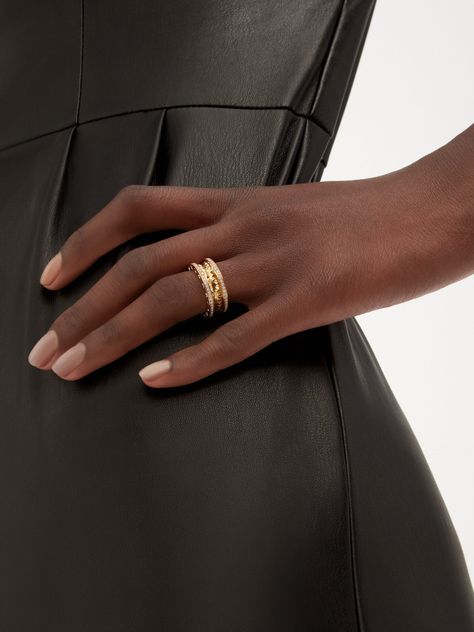 B.zero1 Ring 358021 | BVLGARI Bvlgari Jewelry Rings, Band Silhouette, Powerful Lines, Bvlgari Ring, Bvlgari Jewelry, Wishlist 2024, Diamond Band Ring, Summer Handbags, Luxury Rings