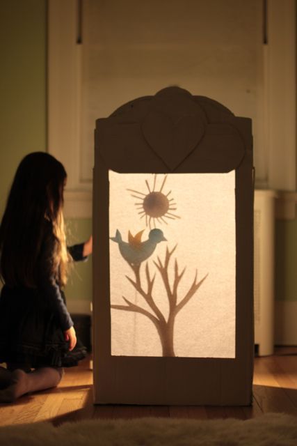 Puppet theater / Shadow theater Shadow Puppet Theatre, Shadow Theatre, Puppet Theatre, Toy Theatre, Kids Theater, Puppet Theater, Shadow Art, Shadow Play, Shadow Puppets