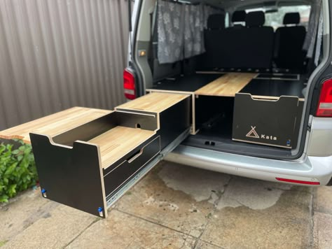 Kata CamperBox Camping Box Ideas, Camper Box, Vw Campervan Interior T6 Camper, Caddy Interior, Vw Caddy Camper, Vw T5 Camper, Vw Caddy Offroad Camper Van, Citroen Berlingo Camper Conversion, Surfboard Storage