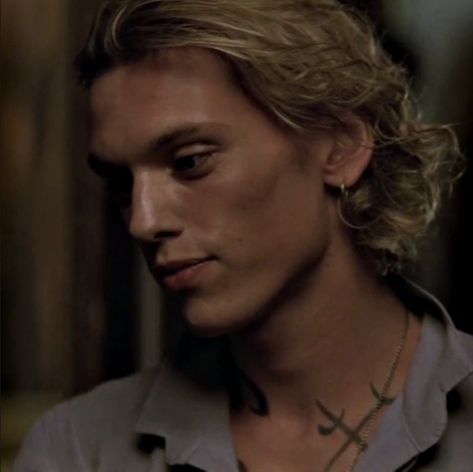 Jamie Campbell Bower Short Hair, Jamie Campbell Bower Jace Wayland, Jayce Wayland, Jace Wayland Wallpaper, Jace City Of Bones, The Mortal Instruments City Of Bones, Jamie Campbell Bower Icon, Jamie Campbell Bower Girlfriend, Jamie Bower Campbell