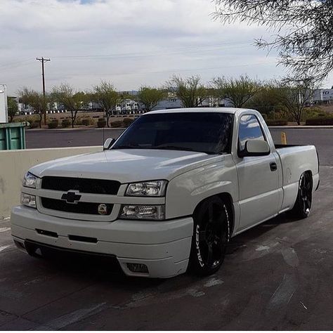 5,668 Likes, 90 Comments - Street Trucks - Active Page! (@street_trucks) on Instagram: “Double Tap!❤️ Truck Owner: Tag Them Photo Cred: @arreola_photos Everyone Follow @truckcityofficial…” Chevy Silverado Ss, New Chevy Truck, Tap Truck, Chevy Trucks Lowered, Street Truck, Drones For Sale, Truck Company, Single Cab Trucks, Trucks Chevy