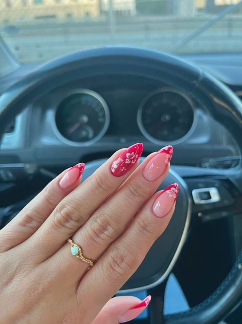 Tropical Cruise Nails, 2000s Flower Nails, Katie Fang Nails, Summer Nail Design 2024, Acrylic Nails Tropical, Summer Nails Ideas 2024 Almond, Nails Summer 2024 Almond, Summer Nail Inspo 2024 Almond, Tropical Nail Ideas