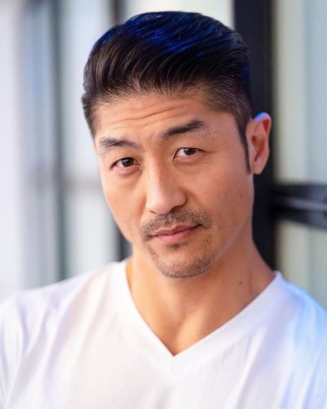 Ethan Choi, Brian Tee, Jurassic World 2015, Chicago Family, Animation Art Sketches, Medical Drama, Chicago Med, The Furious, Japanese American