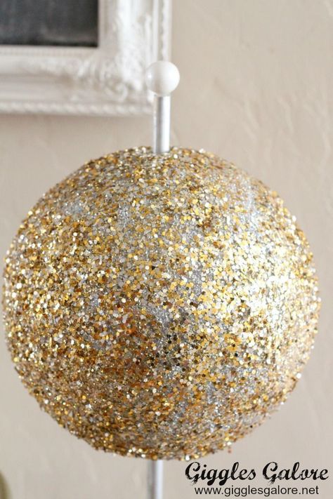 New Years Eve Ball Drop, Backyard Bonfire Party, Diy Nye, New Years Eve Ball, New Years Ball, Balloon Drop, Summer Birthday Party, Porch Railing, Glitter Decor