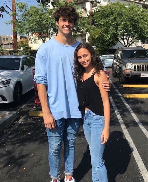 #photo Tall Bf Short Gf Aesthetic, Tall Bf Short Gf, Tall Bf, Short Girlfriend, Tall Boyfriend, Noah Centineo, Lana Condor, S Love Images, Tall Boys