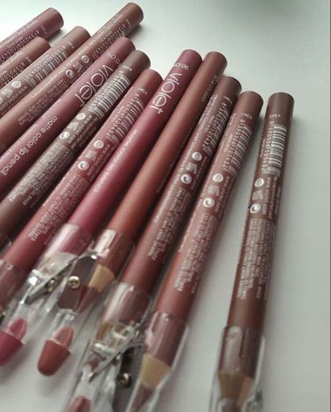 Get the Perfect Pout with Flormar Lip Pencil Pack of 12! 💋✨ Achieve beautifully defined lips with our Flormar Lip Pencil Pack of 12, the go-to choice for beauty influencers and trendsetters on TikTok and Instagram. These pencils are perfect for creating viral lip looks like Cherub Lips and Oval-Lining, giving you fuller, more defined lips that last all day. With a soft, creamy texture, these pencils glide effortlessly, providing sharp precision and long-lasting color in every stroke. Our pa... Pencil Pack, Lip Looks, Beauty Influencer, Creamy Texture, Lip Pencil, Trend Setter, Long Lasting, Lips, Pencil