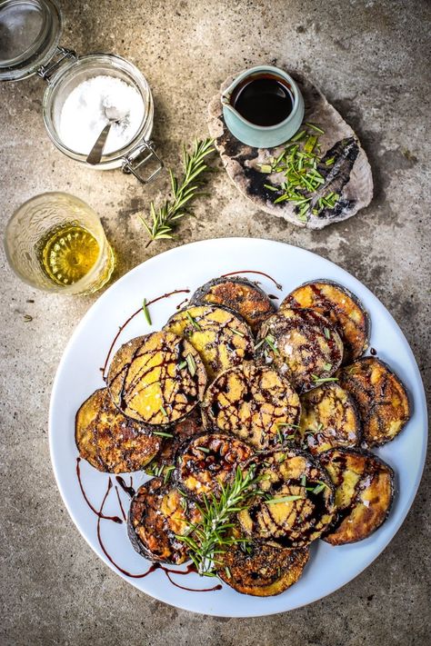 Spanish Eggplant, Spanish Vegetables, Vegetable Tacos, Gf Snacks, Fried Eggplant, Meal Prep For Beginners, Tapas Dishes, Tapas Recipes, Summer Meals