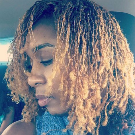 Curly Ends Cute Easy Ponytails, Sisterlocks Hairstyles, Easy Ponytails, Sisterlocks Styles, New Natural Hairstyles, Style Africain, Sisterlocks, Short Black Hairstyles, Locs Hairstyles