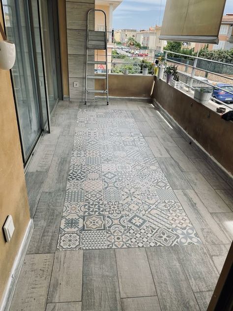 Courtyard Tiles Floors, Balcony Tile Flooring Ideas, Floor Tiles Balcony, Tiles For Balcony Floor, Foyer Tile Ideas Entryway, Balcony Tiles Floors, Foyer Tile Ideas, Outdoor Tiles Floor, Outside Tiles